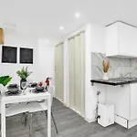 One Bedroom Apartment Short Term Rental & Flexible Renting Shoreditch With Free Wi-Fi